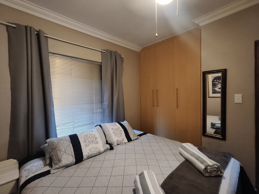 2 Bedroom Property for Sale in Jeffreys Bay Central Eastern Cape